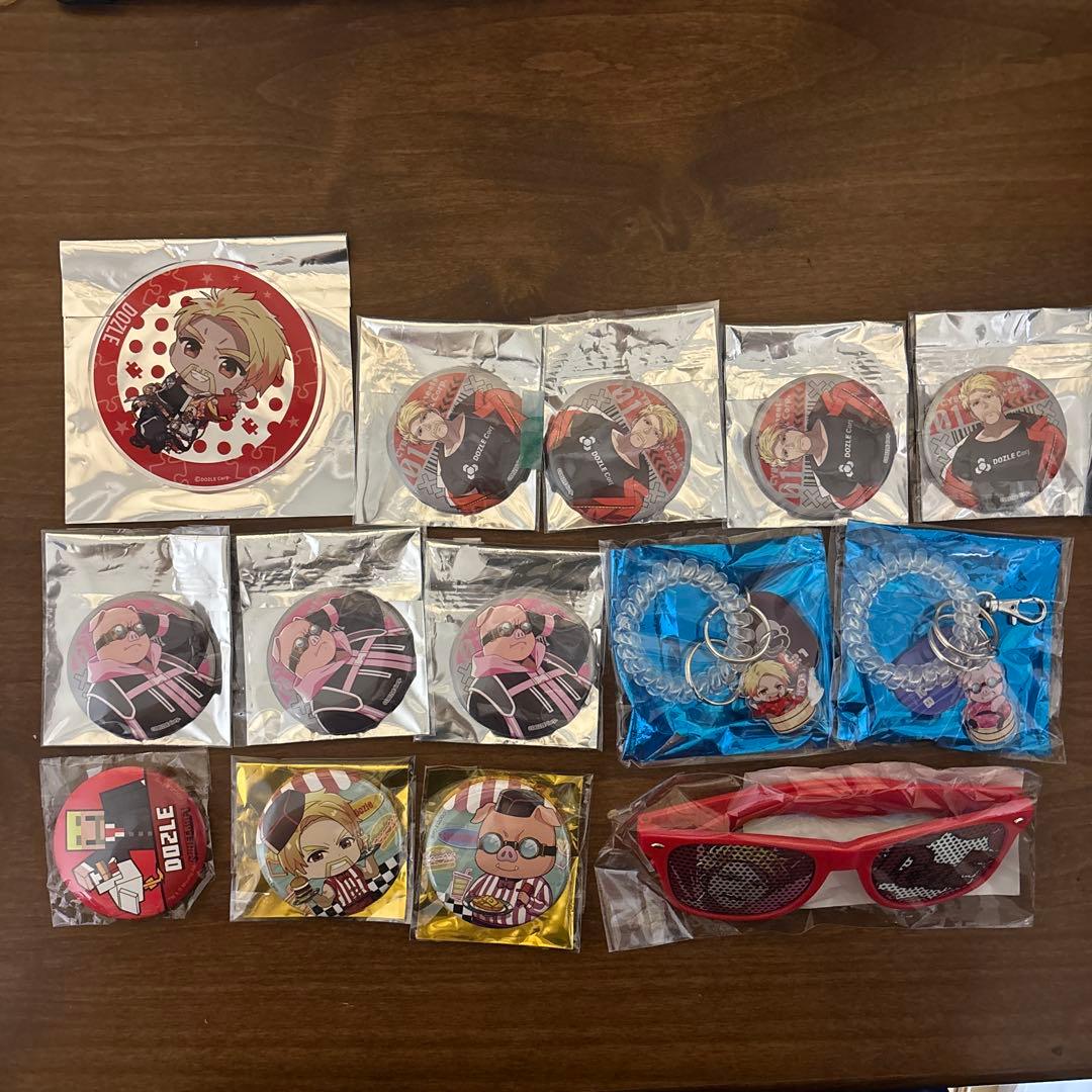 ドズル社グッズ まとめ売り 缶バッジ キーホルダー サングラス コースター