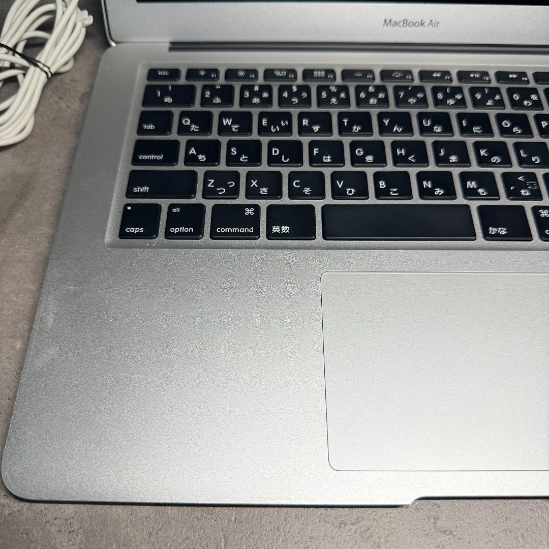 MacBook Air 13インチ Late 2013 / Early 2014