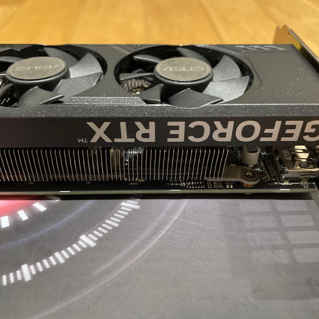 グラフィックボード・グラボ・ビデオカード ASUS GEFORCE RTX 4060 OC Edition 8GB