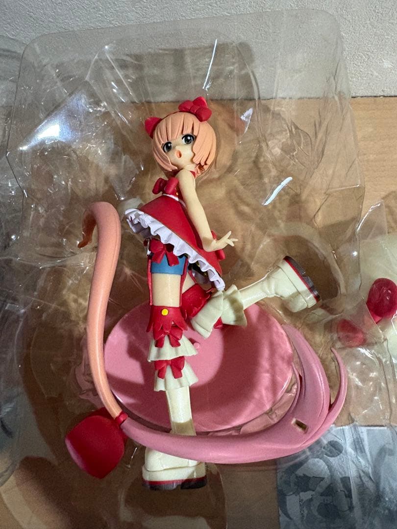 猫村いろは フィギュア ハローキティといっしょ! 60502614