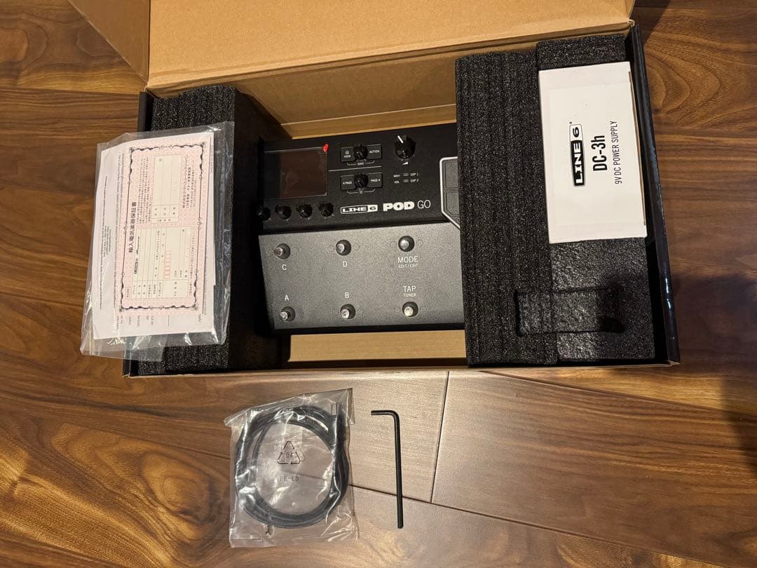 LINE 6 POD GO ポータブルギタープロセッサー