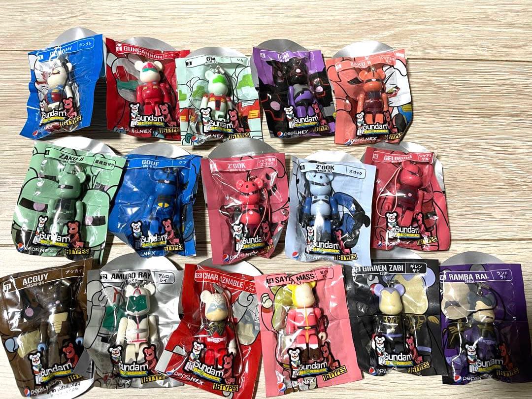 ガンダム ベアブリック1・2コンプ　 他マスコットストラップまとめ売り