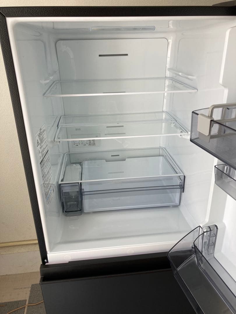 TOSHIBA ノンフロン冷凍冷蔵庫 326L 2023年製