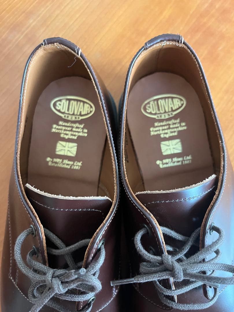 SOLOVAIR（ソロヴェアー） プレーントゥ 4アイレット　9