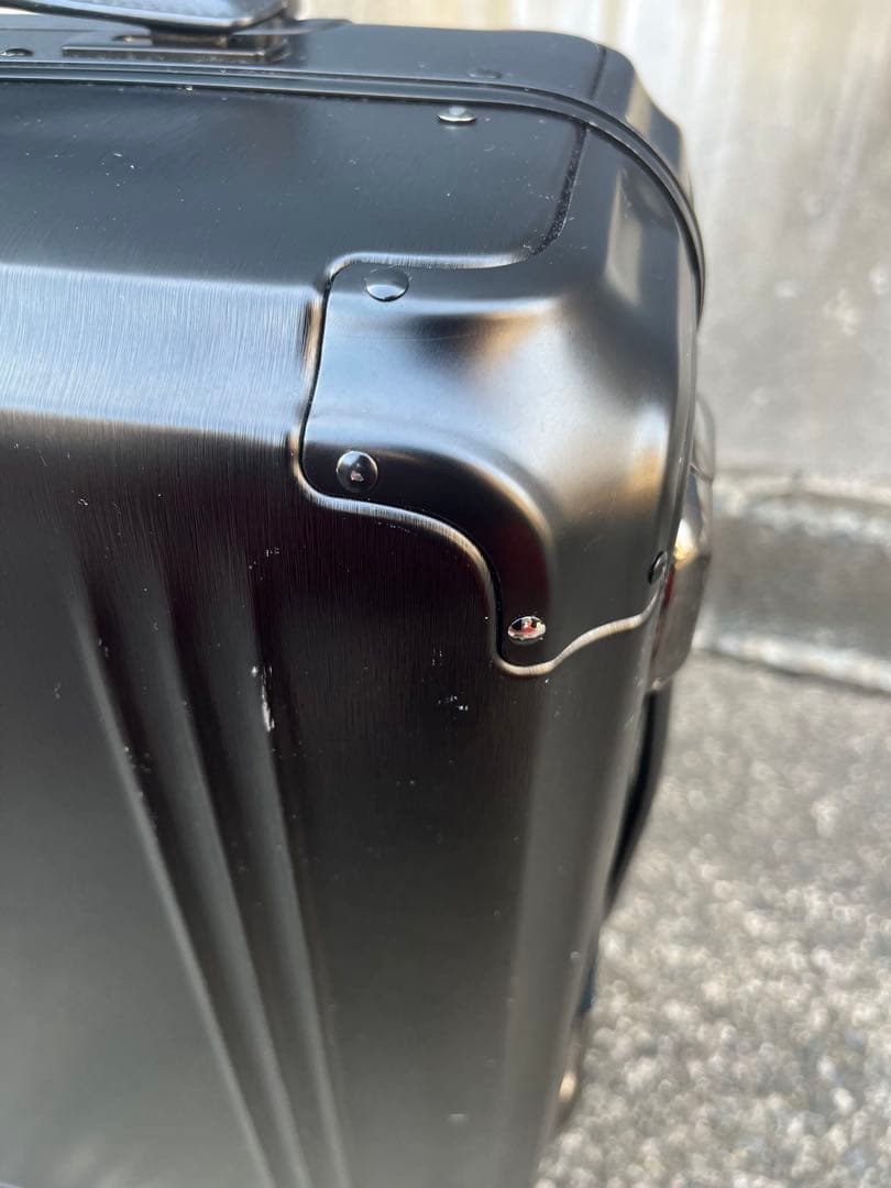 【訳あり】ゼロハリバートンスーツケース