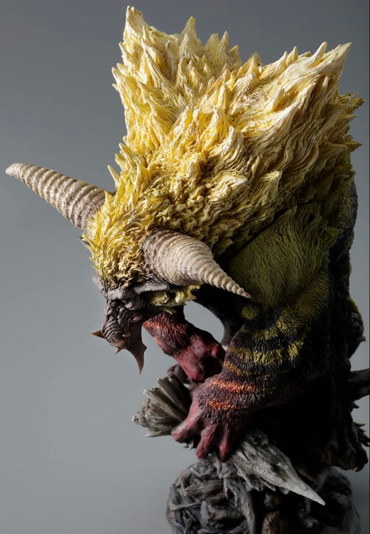 新品未開封 カプコン フィギュアビルダー クリエイターズモデル 金獅子ラージャン