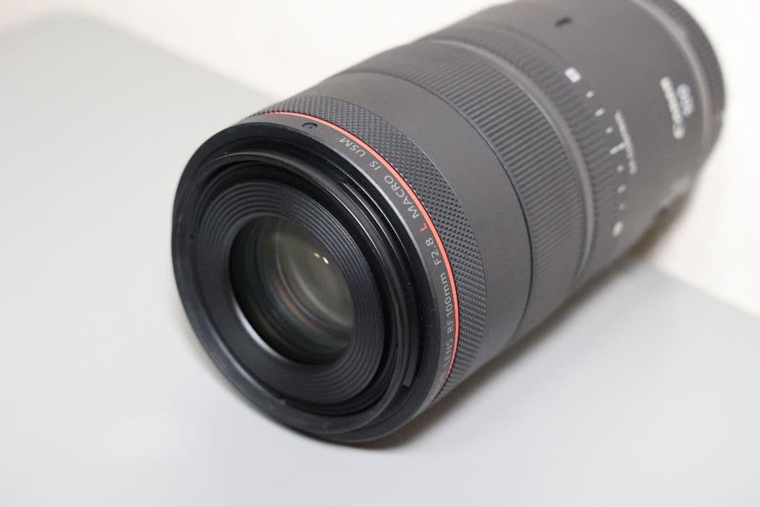 極上美品 キヤノン RF100mm F2.8 L MACRO IS USM