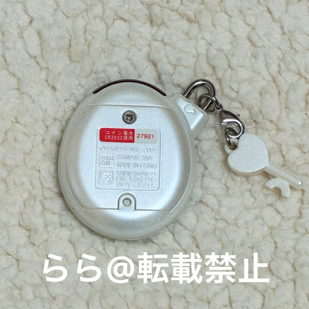 いぇー! ふぁみりーイロイロ! たまごっち プラス　ユニクロ限定