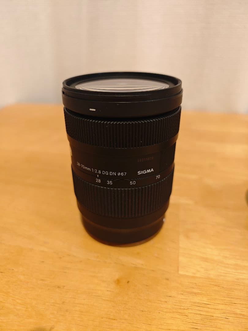 SIGMA 28-70mm F2.8 DG DN ズームレンズ
