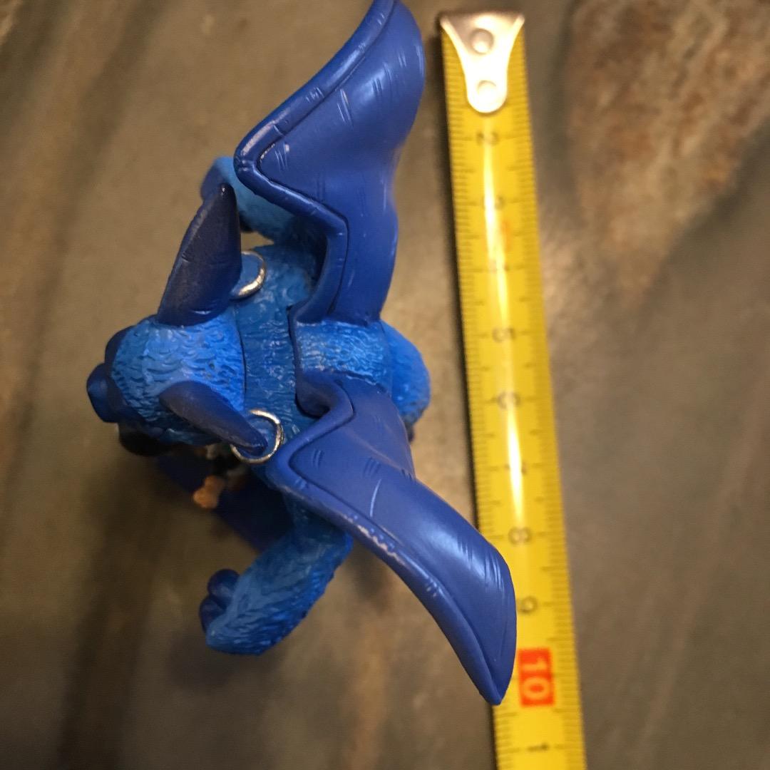 フィギュア新品未使用  ブルー クリーチャー 召喚系