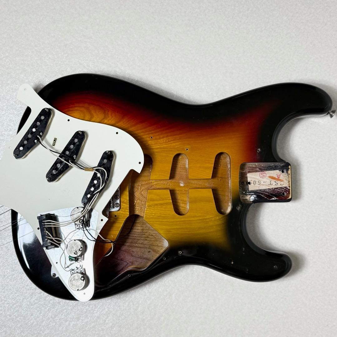 Fender Japan CST-50 ST72 Eシリアル 1984～1987