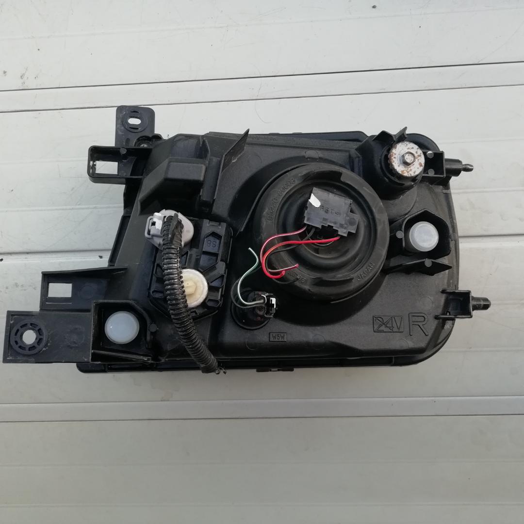 H58A 　パジェロミニ 　ヘッドライト 左右　　レべ付 　（管理NO25）