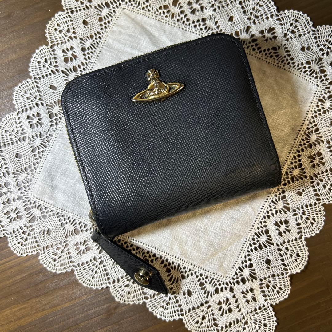 ヴィヴィアンウエストウッド オーブ 二つ折り ラウンドファスナー 財布 ブラック