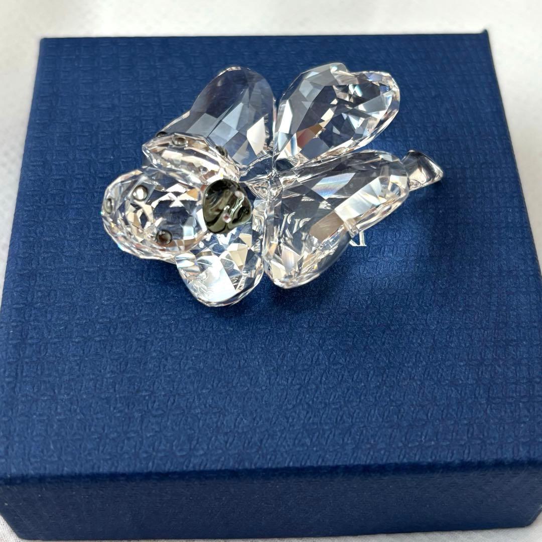 新品美品スワロフスキー　四つ葉のクローバー　テントウムシ
