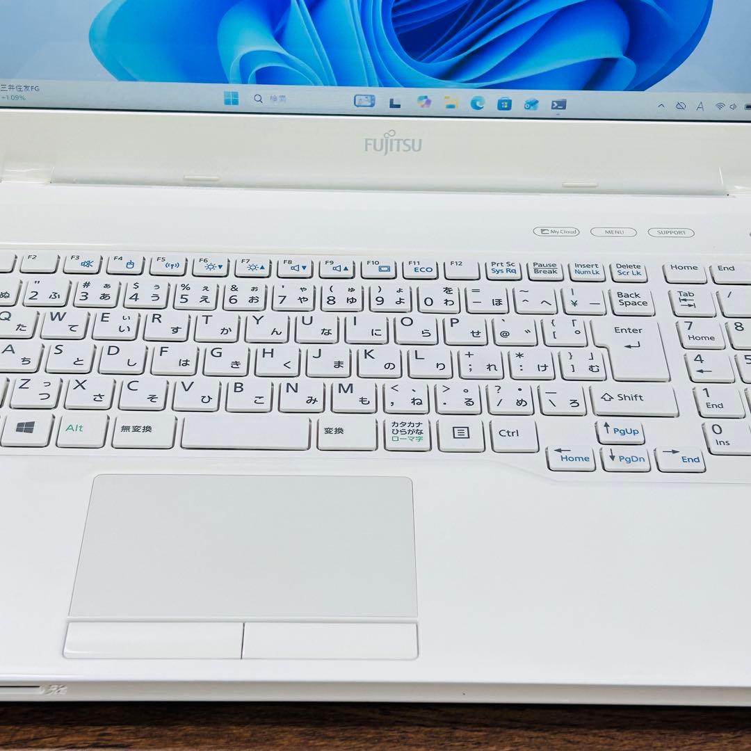 オフィス付きノートパソコン■高性能i7■SSD512GBメモリ16g■W11最新