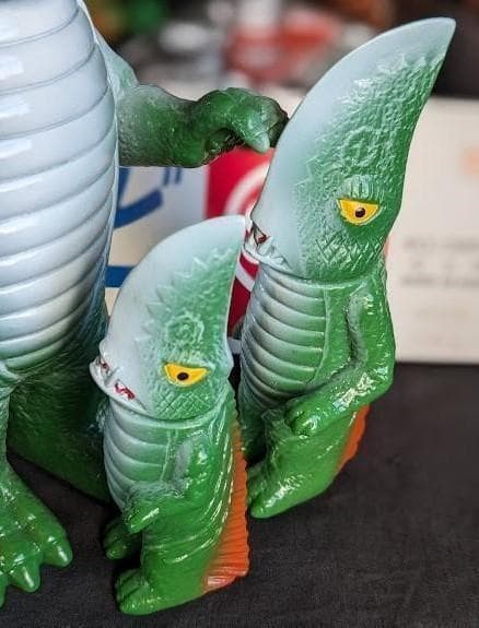 ギロン（日東復刻・マルサン）ソフビ未開封スタンダード・ミドル・ミニ３体セット