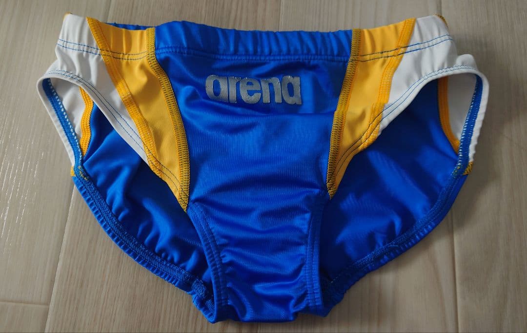 arena 競パン nux?