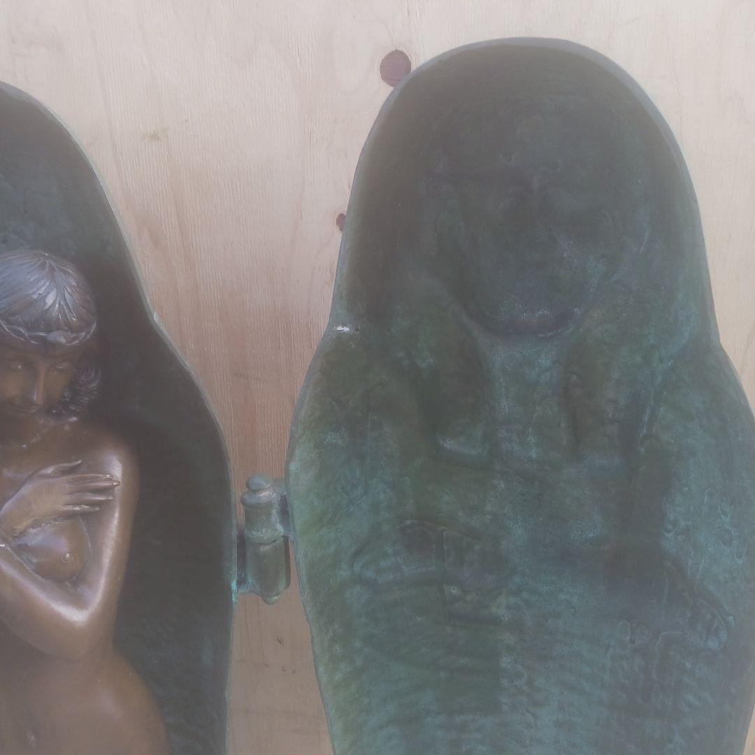 エジプト　棺入りのクレオパトラ像　真鍮製　オブジェ　銅像　女性像