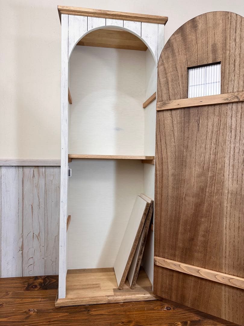 M*o様 【1点のみ試作デザインのためお値引き】アンティークの扉のようなキャビネ