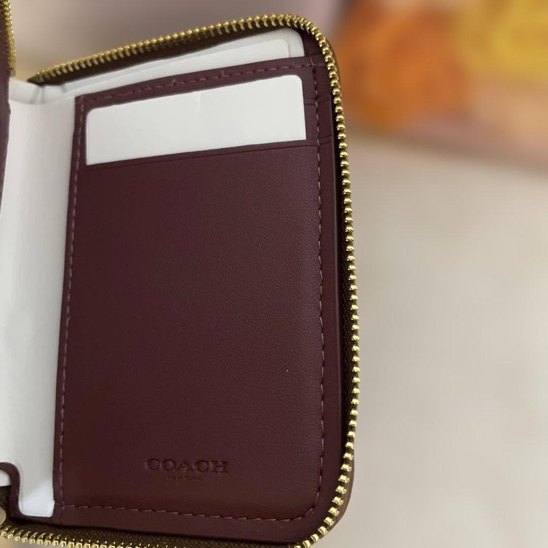 新品 COACH 二つ折り財布 ブラウン
