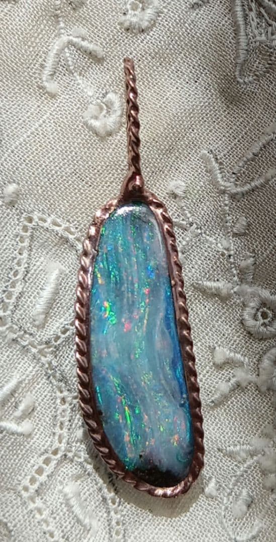 ❤❤〚ボルダーオパール 〛 　　流れるオーロラ ✨✨