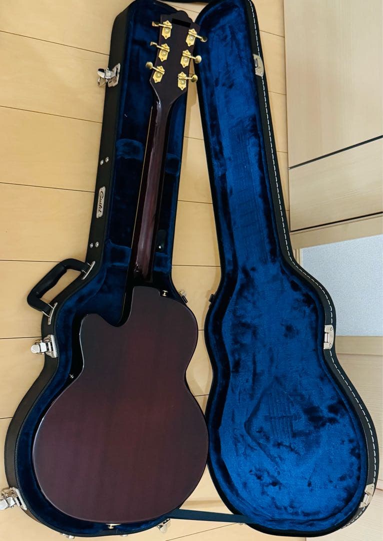 【週末限定特価！】Guild M-75 Aristocrat