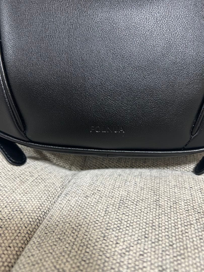 FOLNUA オーバルバッグ ブラック_プレーン