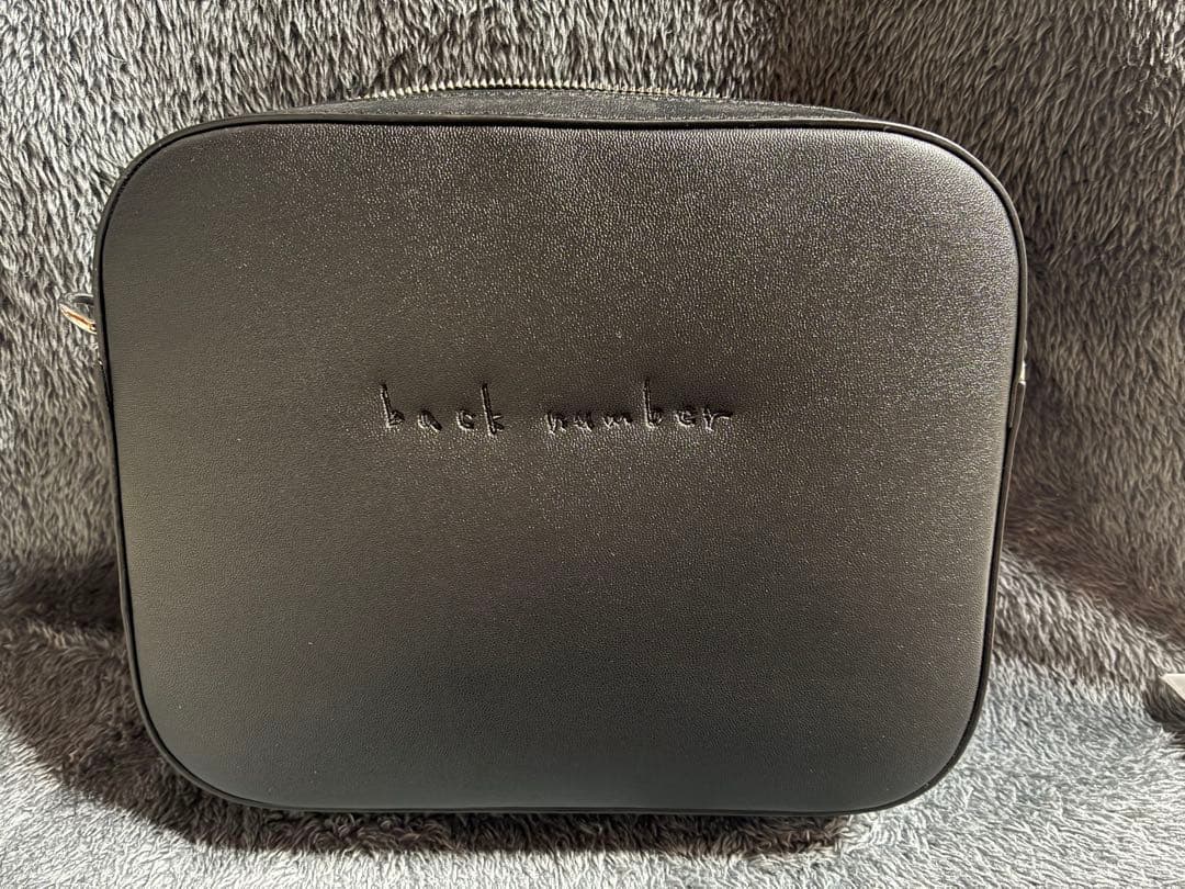 back number ギターストラップ風バッグ