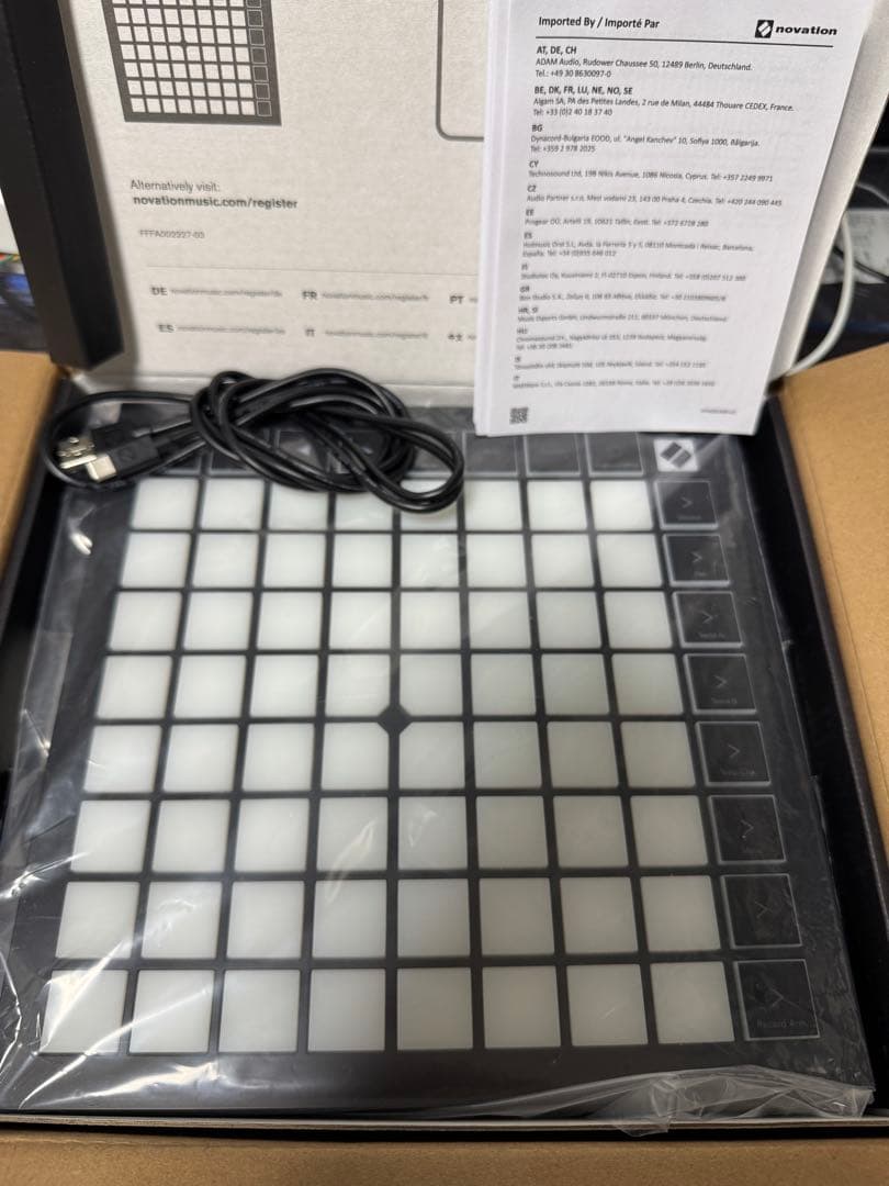 Novation Launchpad X MIDIパッド　製品登録解除済み
