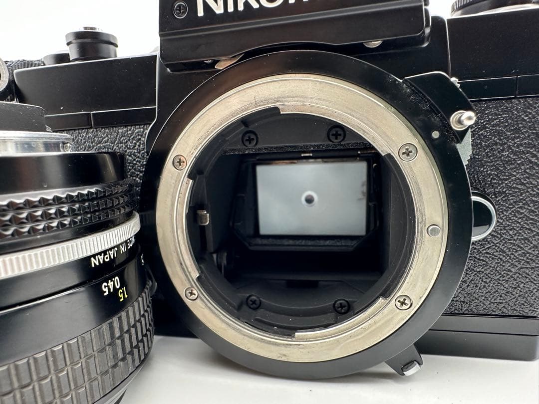 フィルムカメラ Nikon Nikomat FT2 nikkor 50mm f/1.4