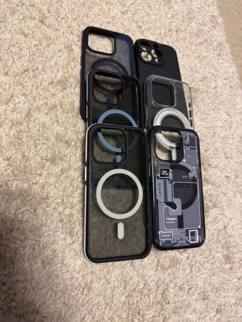 【美品】iPhone15 Pro ブラックチタニウムSIM フリー256G