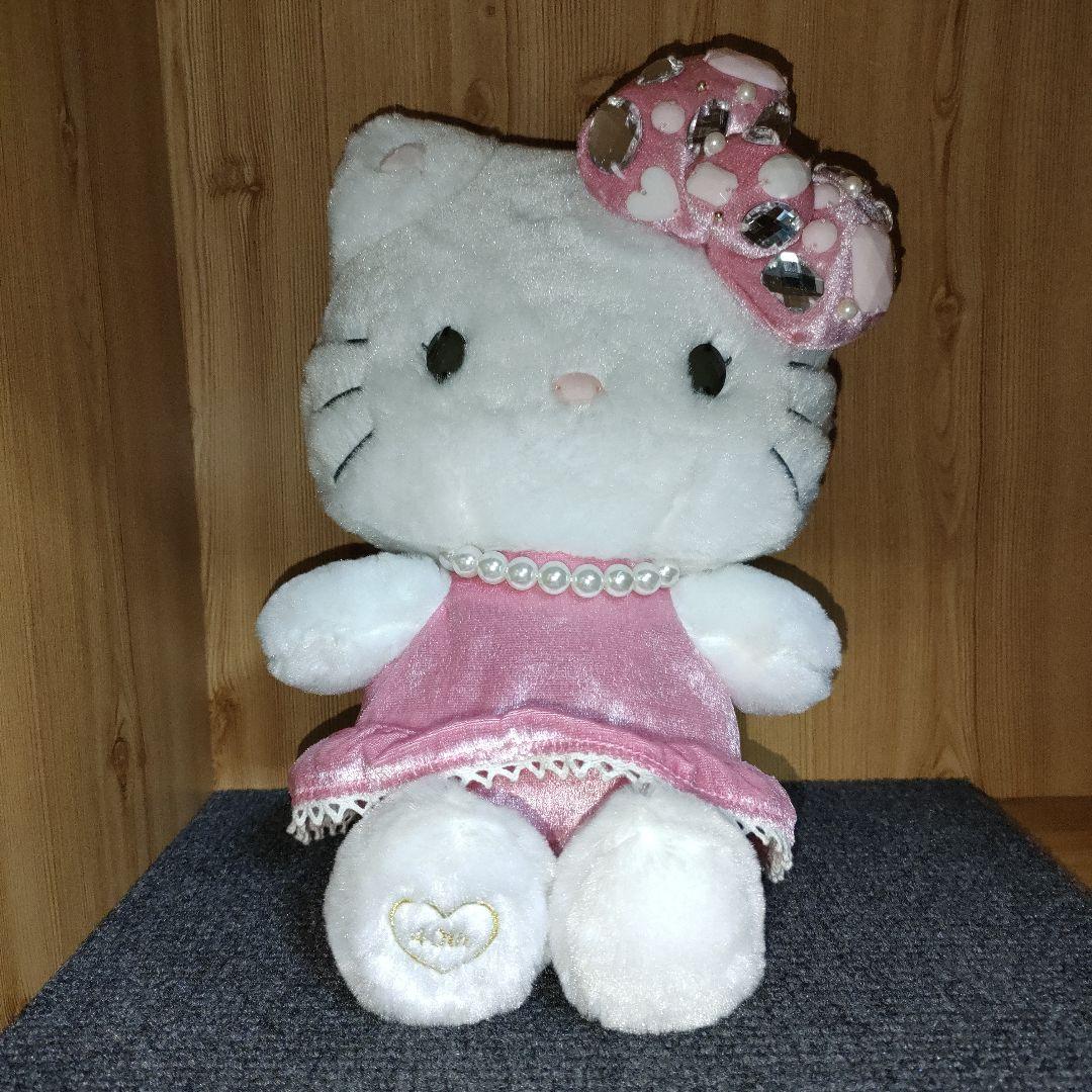 ハローキティ　40周年　ぬいぐるみ　希少