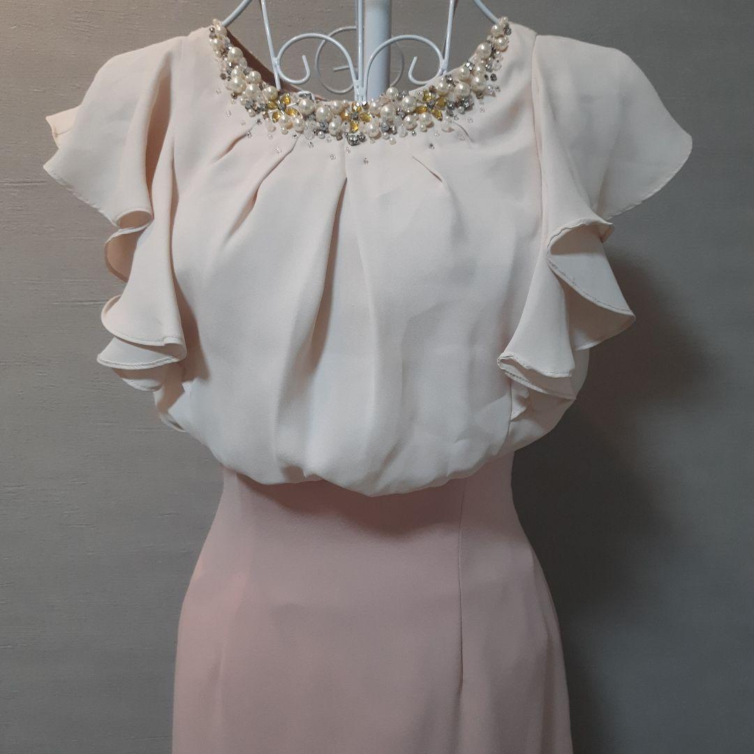 フリル付きビーズ装飾ドレス