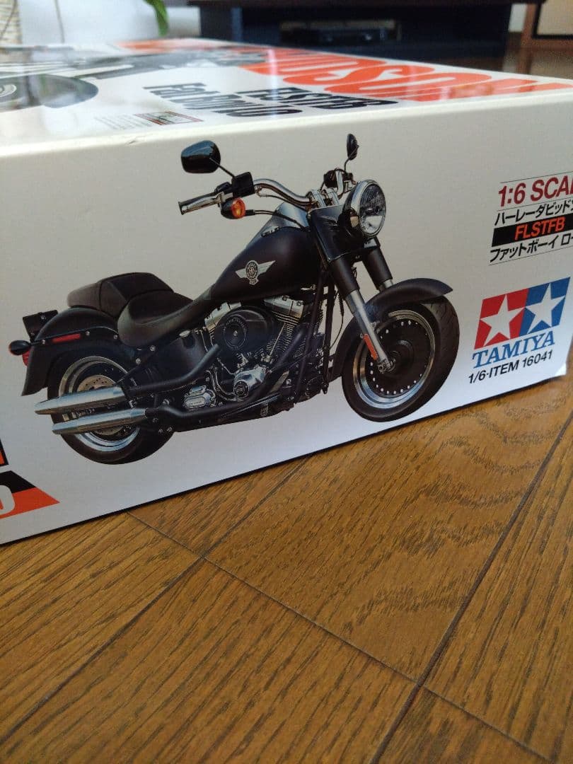 TAMIYA ハーレーダビッドソン　ファットボーイロー 1/6スケール