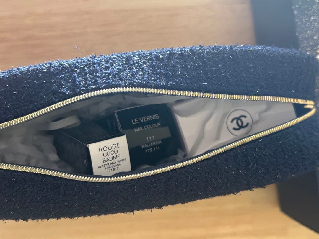 シャネル ホリデー限定　リップ アンド ネイル ケア セット