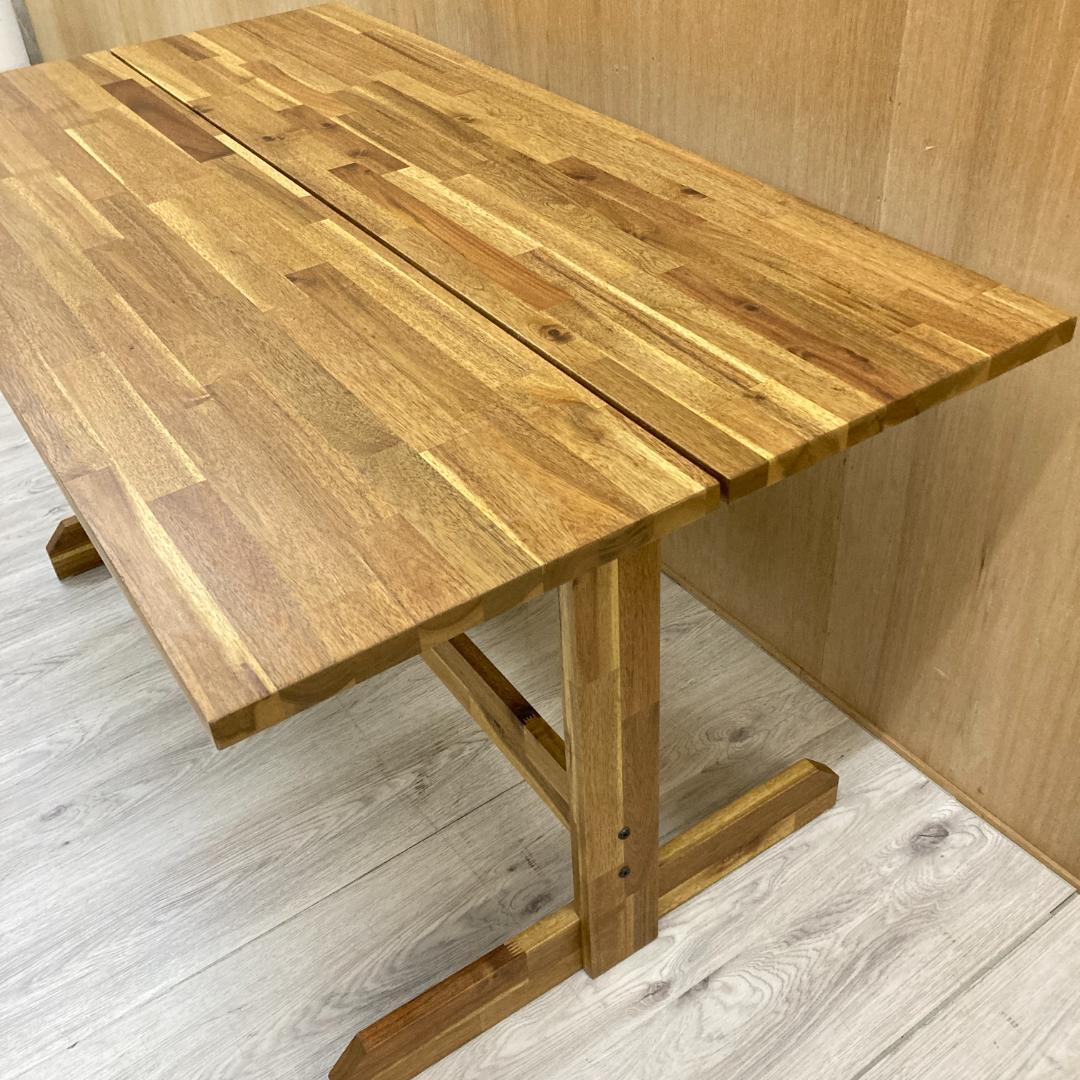 IKEA イケア　ナッカンネース 　ダイニングテーブル　アカシア 無垢