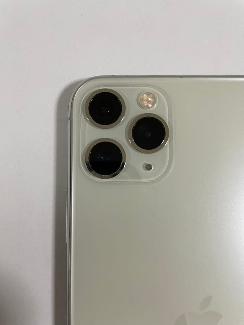 Apple iPhone 11 Pro Max 256GB シルバー