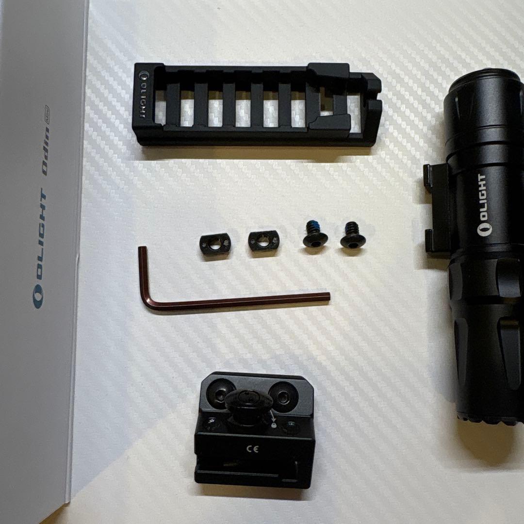 トイガン Olight Odin mini