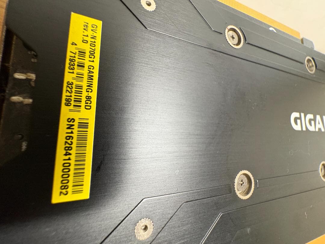 GIGABYTE GTX1070 グラフィックボード 3ファン