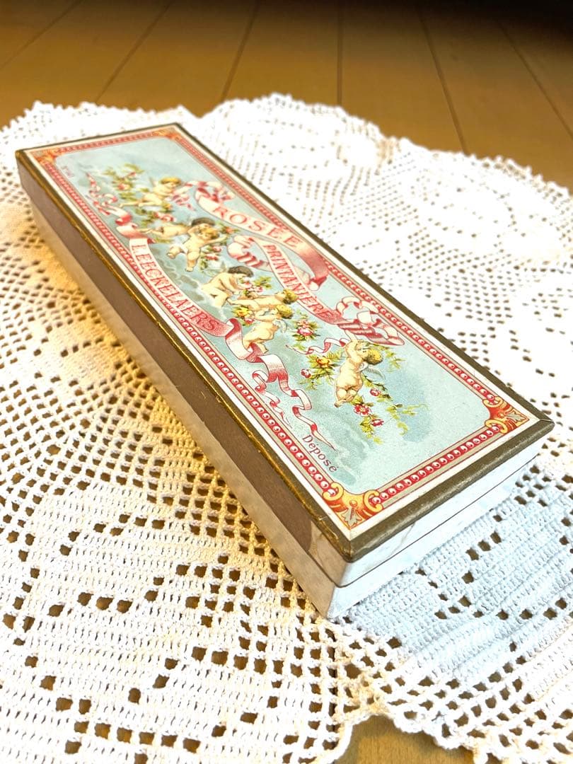 希少　フランスアンティーク　天使のサボンボックス　ソープボックス　石鹸3個未開封