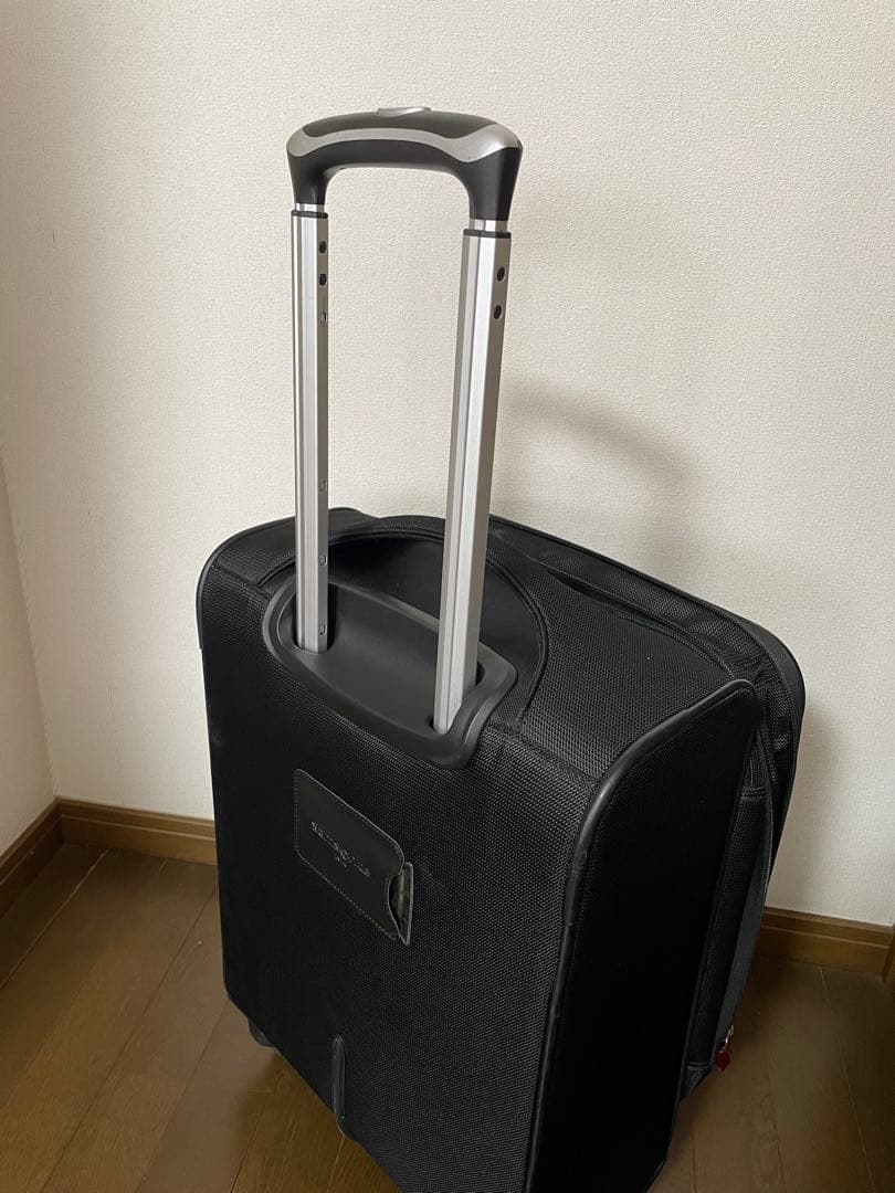 Samsonite ブラック キャリーケース　サムソナイト
