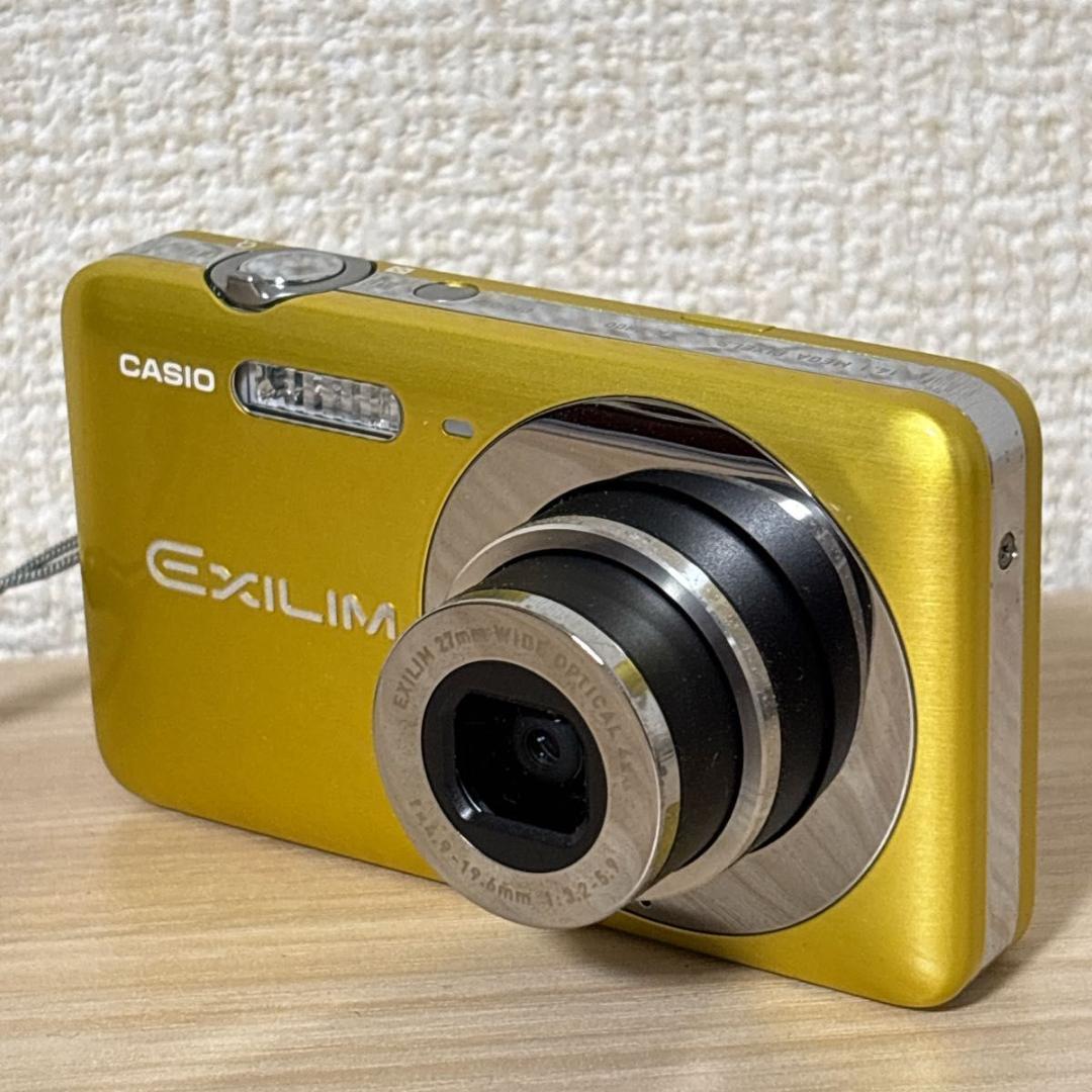 【極美品】CASIO EXILIM 1410万画素 イエロー EX-Z800
