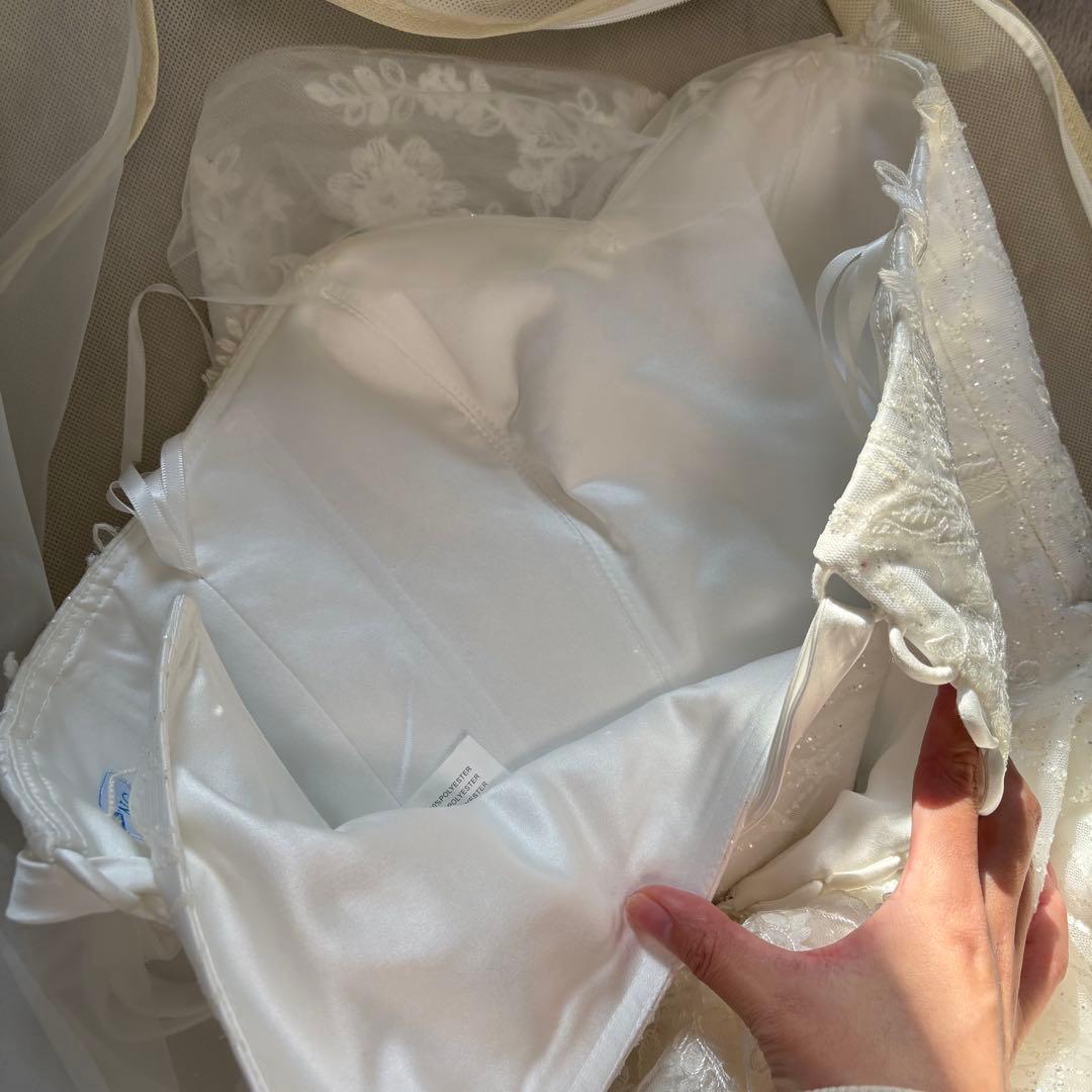 【限定セール】　ウェディングドレス　2way オフショルダー　ビスチェ　パニエ付