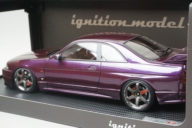 イグニッションモデル GT-R33 V-Spec ミッドナイトパープル 1/18