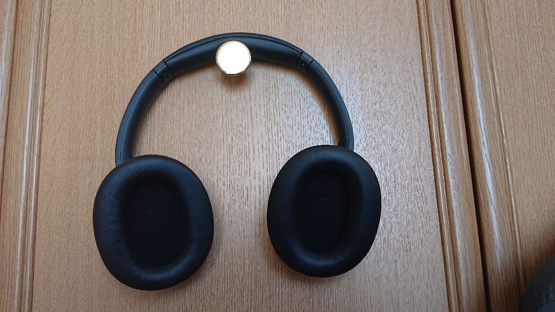 ワイヤレスノイズキャンセリングステレオヘッドセット WH-CH720N