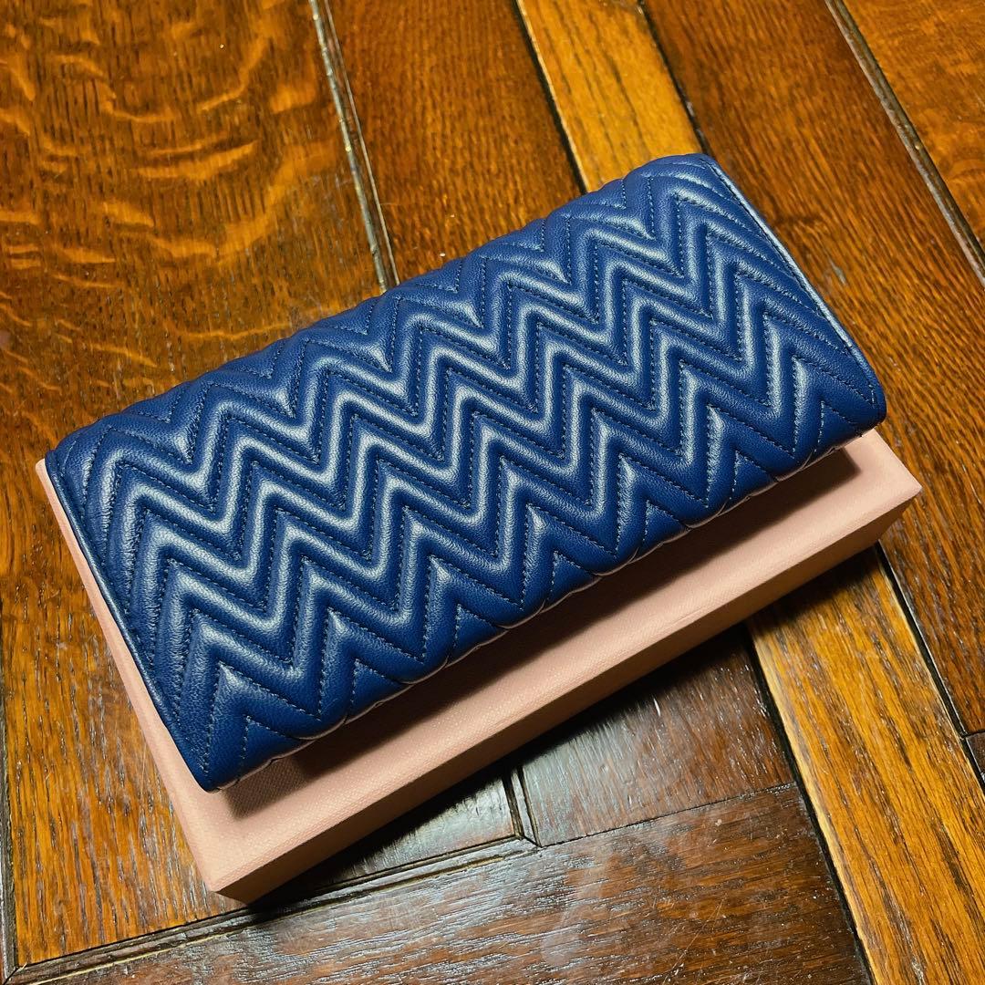 【泉】ミュウミュウ(miu miu)長財布　新品