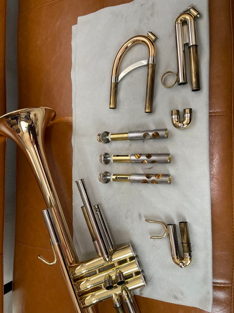 トランペット　JUPITER812R 純正ケース付　希少　ジュピター