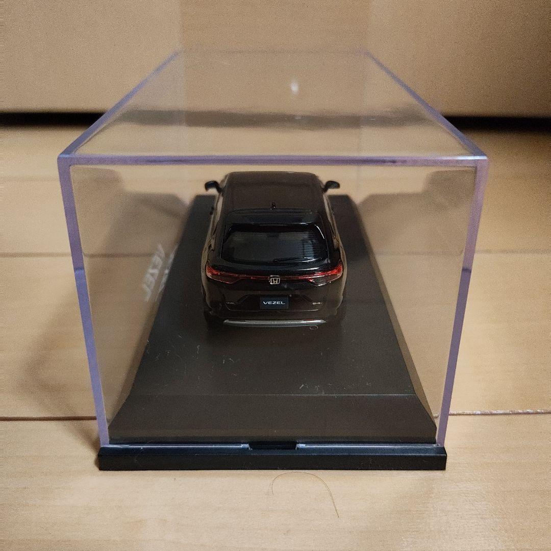 ホンダ ヴェゼル 1/43 純正オプション装着 ミニカー HJ433002BK