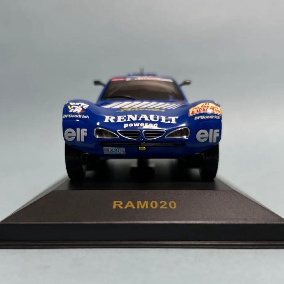 ixo•1/43•シュレッサー ルノー メガーヌ•パリダカ2000優勝車