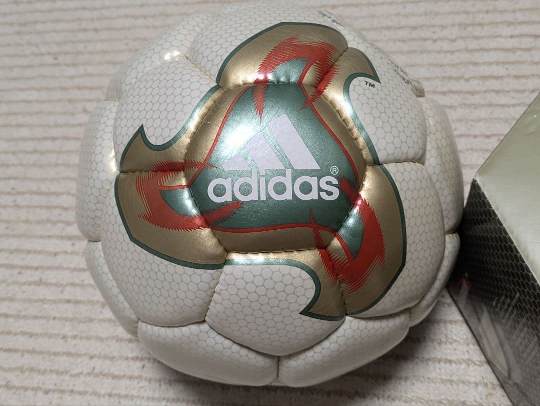 adidas 2002FIFAワールドカップKOREA/JAPAN 公式試合球